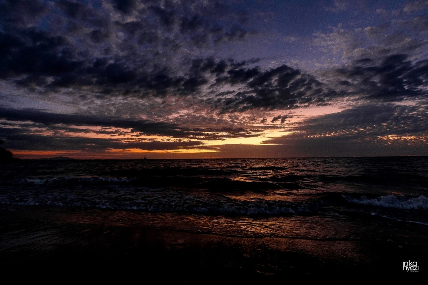 Nosy Be sunset venue
